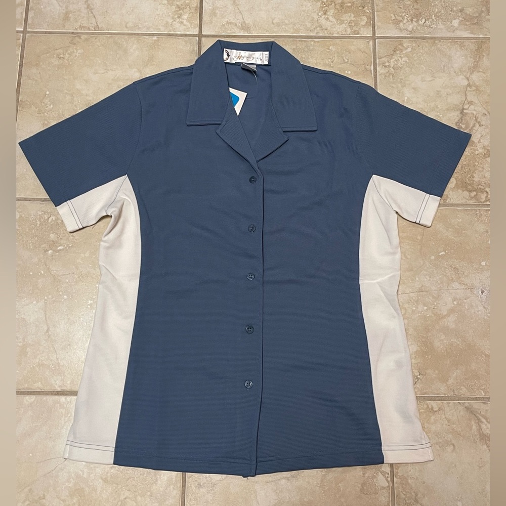 Il Migliore Ladies' Size M Camp Shirt Button Down Color Blue/white New With Tags
